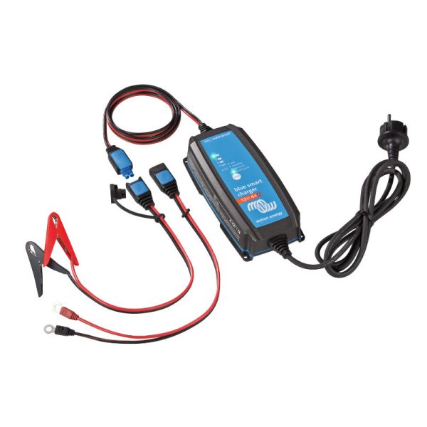 Blue Smart IP65s Charger 12/4 + DC connector - obrazek 2